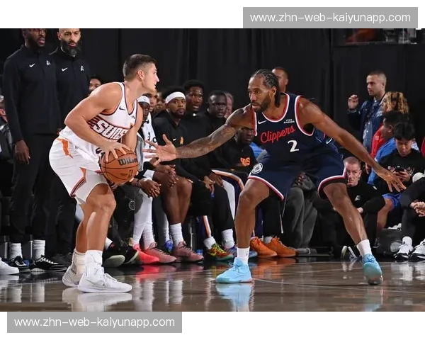 巅峰对决！快船vs火箭视频直播：哈登重回航天城，谁能统治休斯顿之夜？